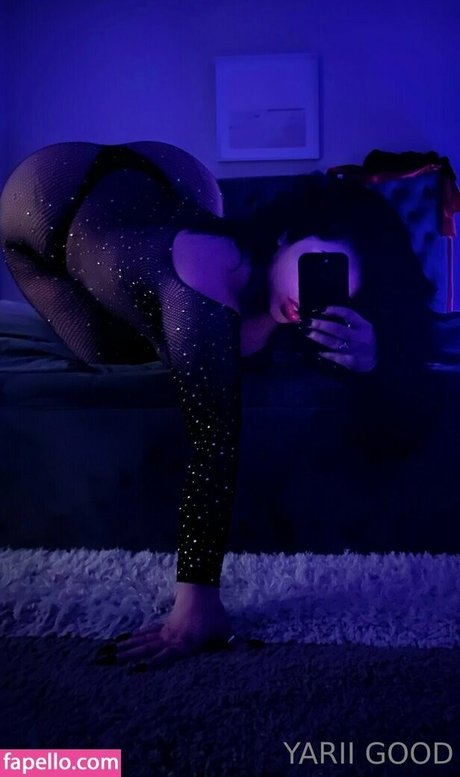 Megan Velez adult model pic