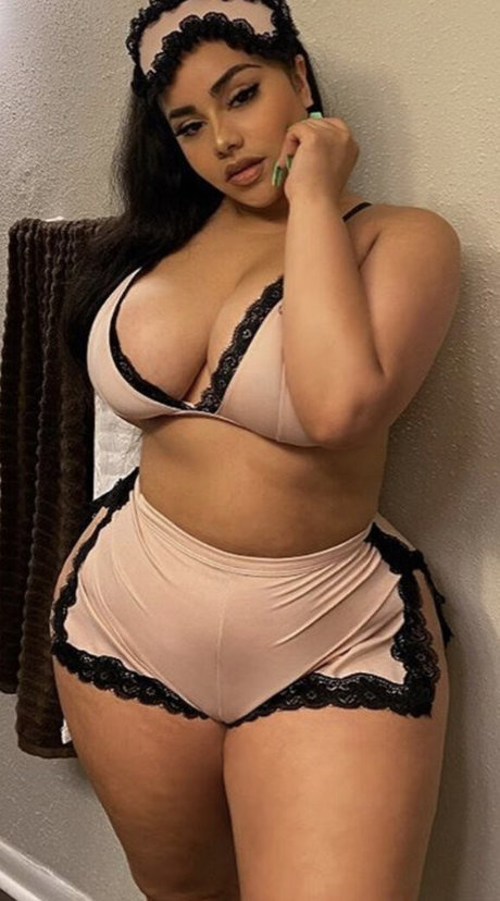 Megan Velez star hd picture