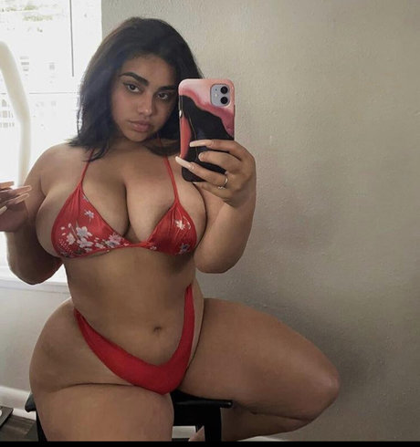 Megan Velez nude model pictures