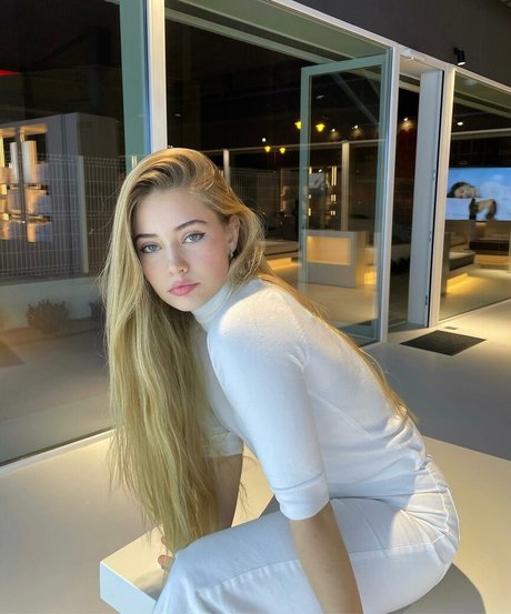 Tatiana Kaer pornstar pic