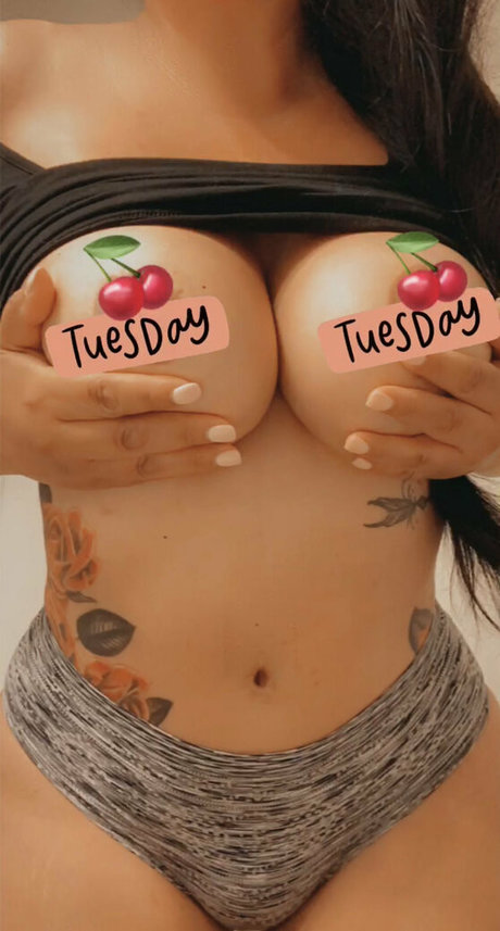 sluttyjennaxo star beautiful pic