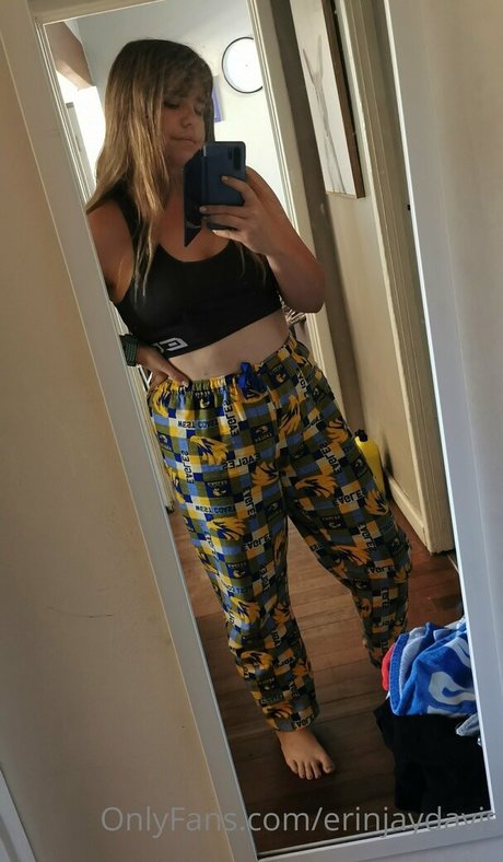 erinjaydavis perfect star picture