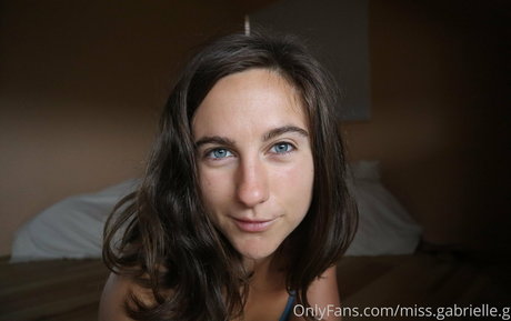 miss gabrielle g sexy model picture