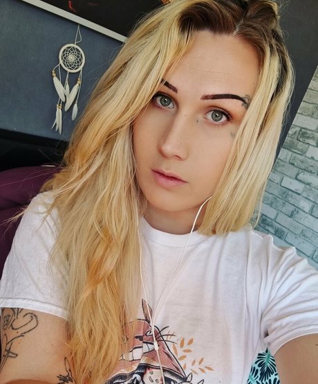 liligoth sexy pornstar pics