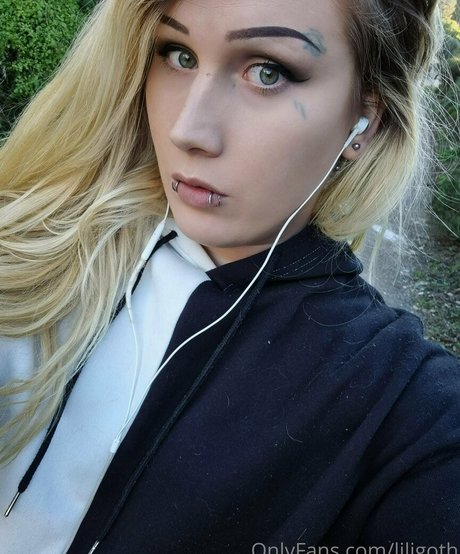 liligoth erotic model pics
