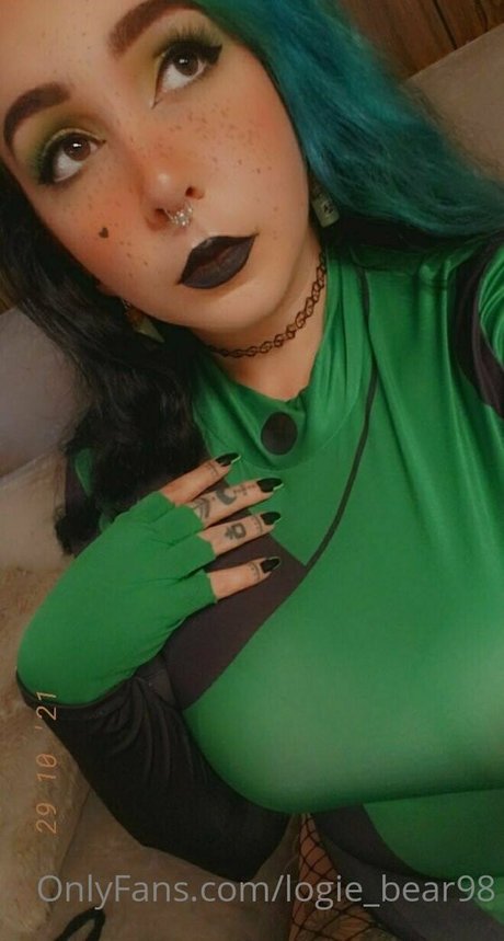 logie bear98 star photo