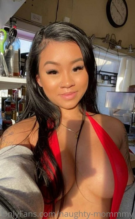 naughty mommmy pornographic star pic