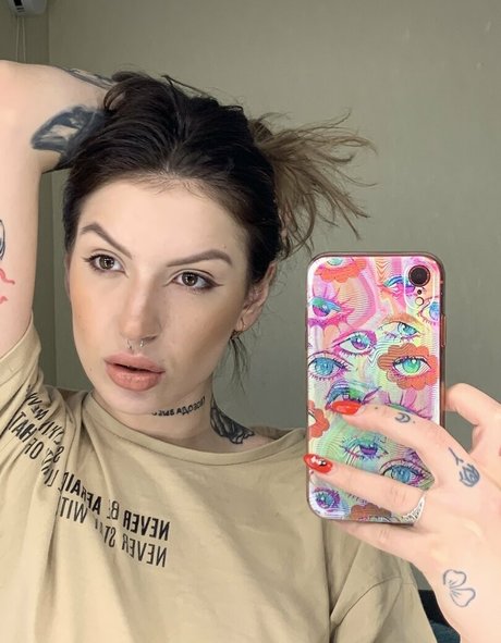 steishaginnes pornstar hot img