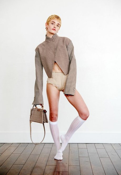 Esther McGregor beautiful star pictures