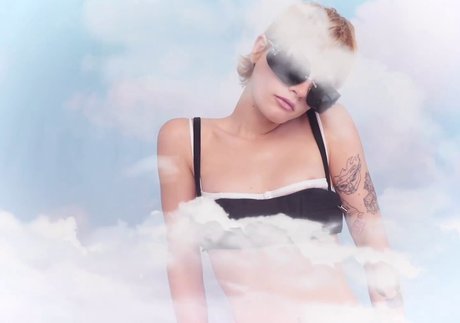 Esther McGregor erotic model images