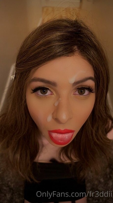 Fr3ddi pornstar nude pic