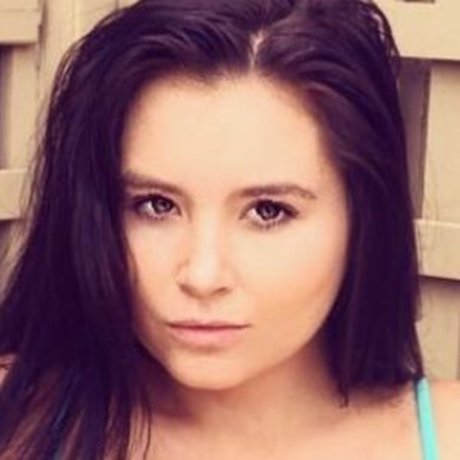 Selena USAF Babe pornstar pretty pictures