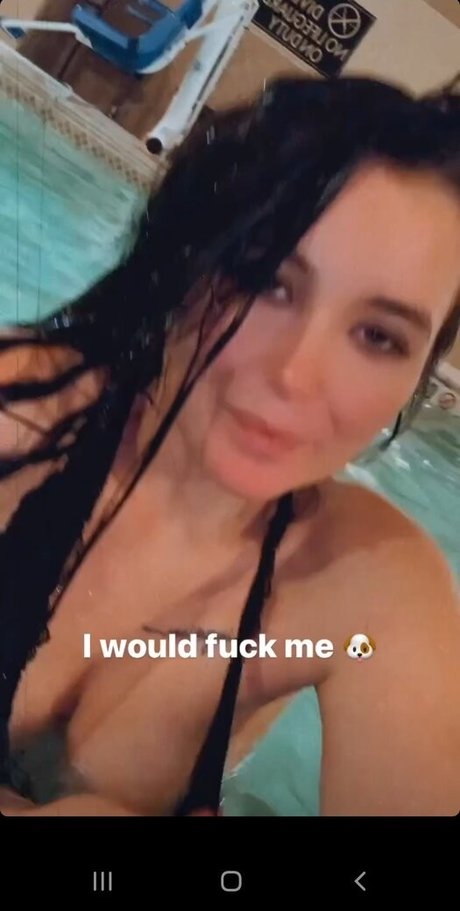 Selena USAF Babe hot star pictures