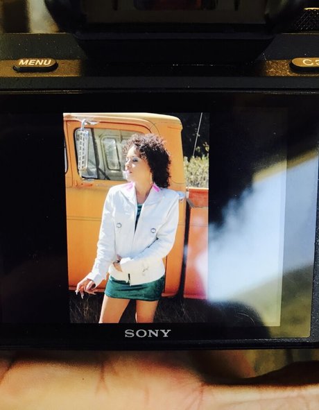 hollyhendrix_ perfect pornstar pic