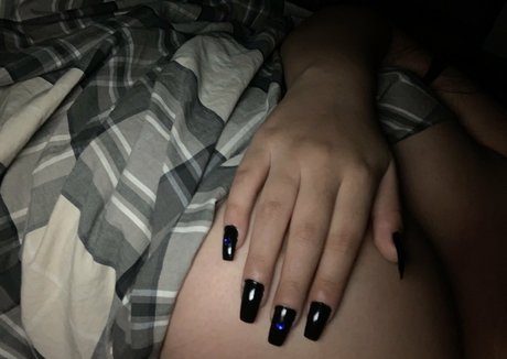 suezuu star sexy picture