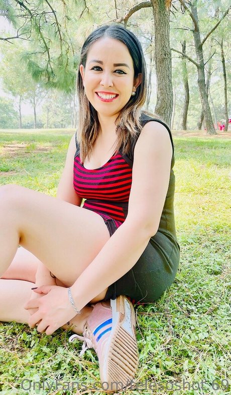 telesoshot 69 star naked gallery