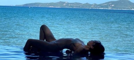 GGoldenbee star hot galleries