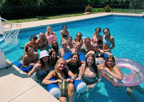 Kaylee S naked actress pic