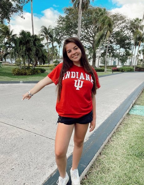 Kaylee S erotic pornstar picture