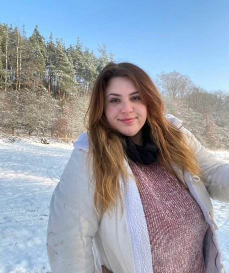 Babu Vale star adult pic