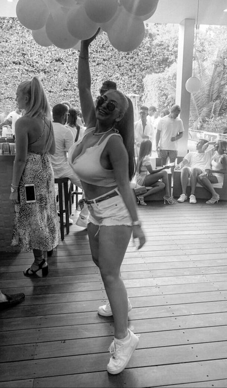 Nikki Kay model exclusive photos