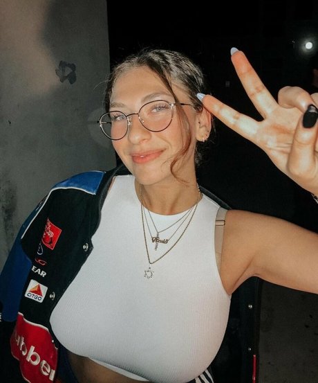 Nikki Kay pornstar free galleries