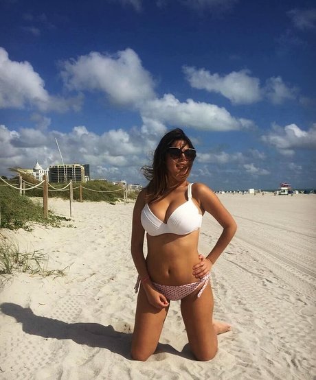 ileniatenaa adult star photos