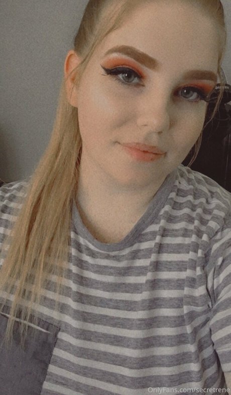 secretrene beautiful model image