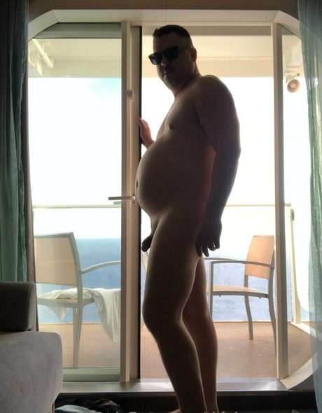 thickey mouse naked model pictures