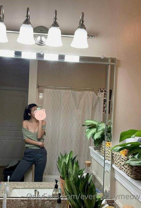 everybodymeow Profile pic