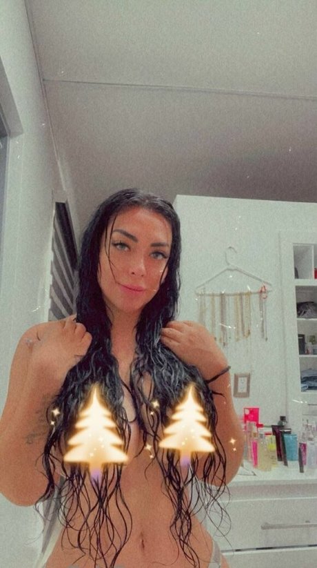 are mon erotic pornstar pictures