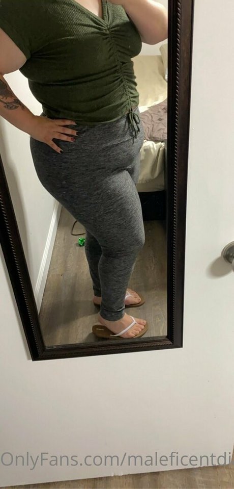 maleficentdiamond420 art star gallery