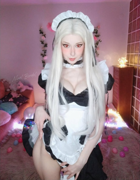 ninelbordel naked actress photo