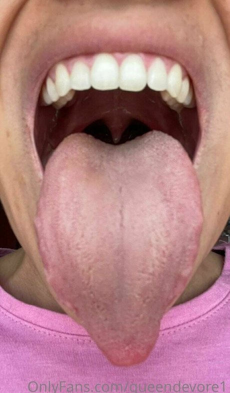 queendevore1 model nudes images