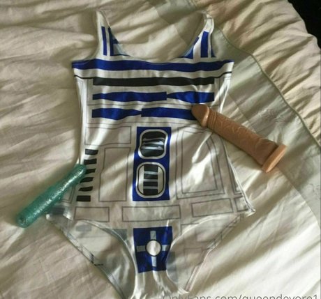 queendevore1 star hot pic