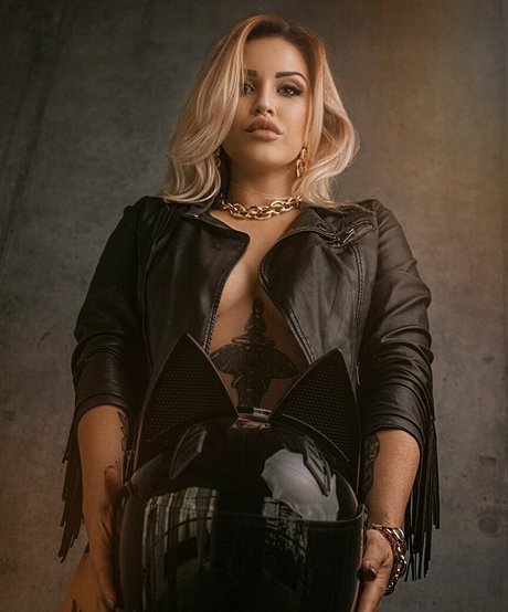 kellie mimi perfect star images