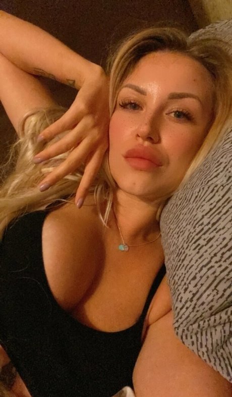 kellie mimi pornstar erotic photos