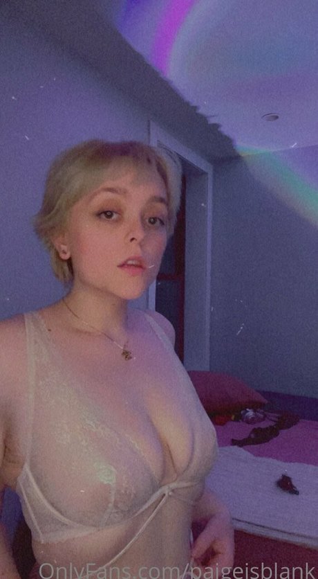 paigeisblank perfect star pic