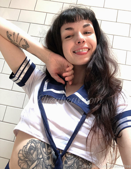 elizabeafree model exclusive images