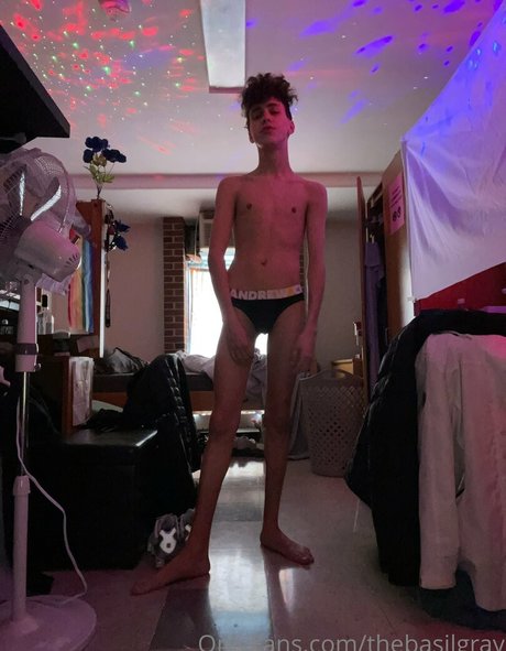 basilgray porn model img