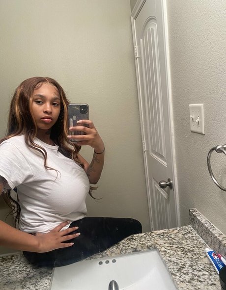 tharealnenebalenciaga pornographic actress photo