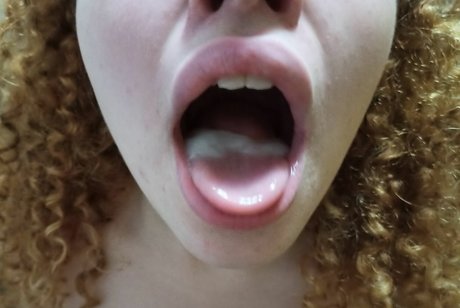 Sua Loirinha model xxx pics