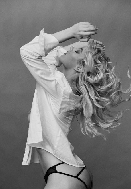 Grace Fae free pornstar image