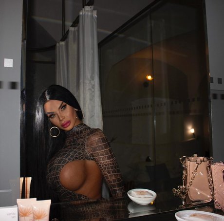 Adriane Linn pornstar beautiful images