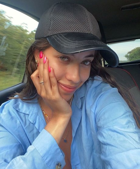 Anah Elisa Profile pic