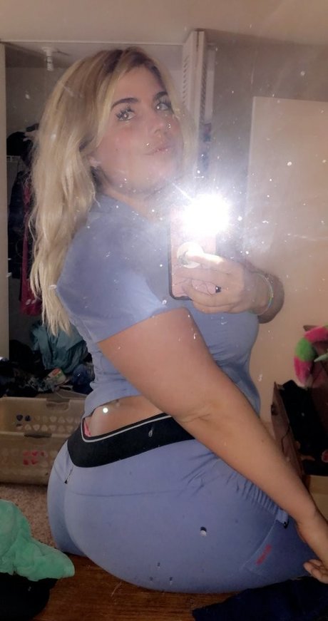 Comewatchkitty porn actress pictures