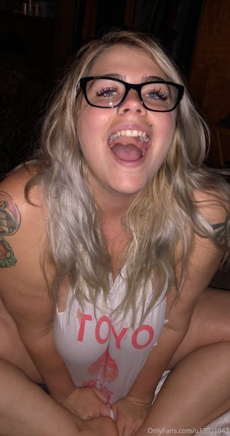 Comewatchkitty star photos