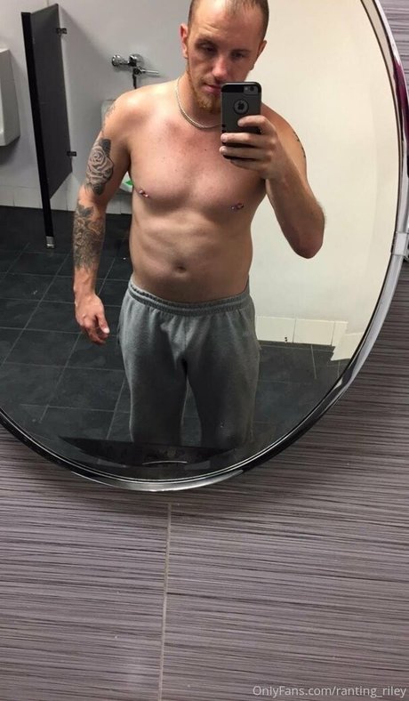 ranting riley pornstar free pics