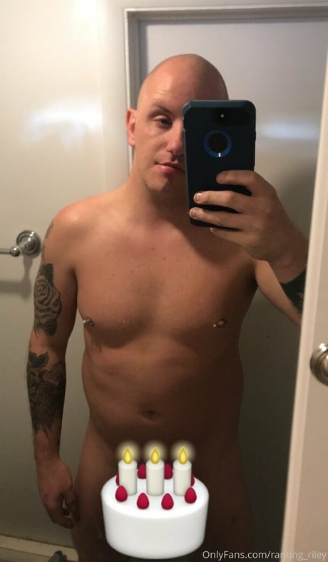 ranting riley naked actress images