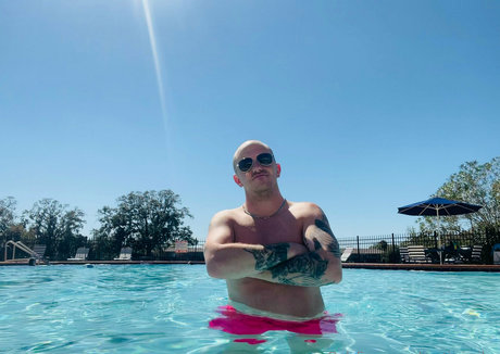 ranting riley model exclusive picture